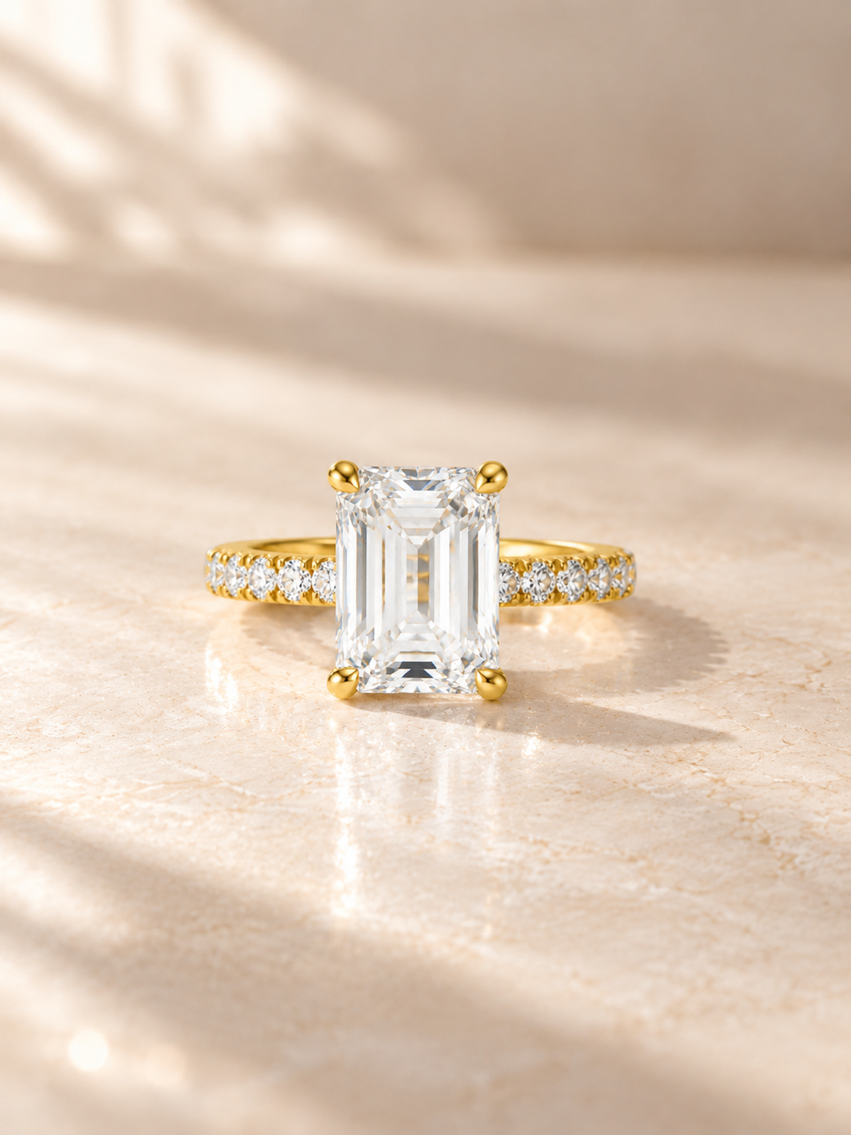 RADIANT/5 CT/14k YELLOW GOLD/PAVE BAND, lifestyle view