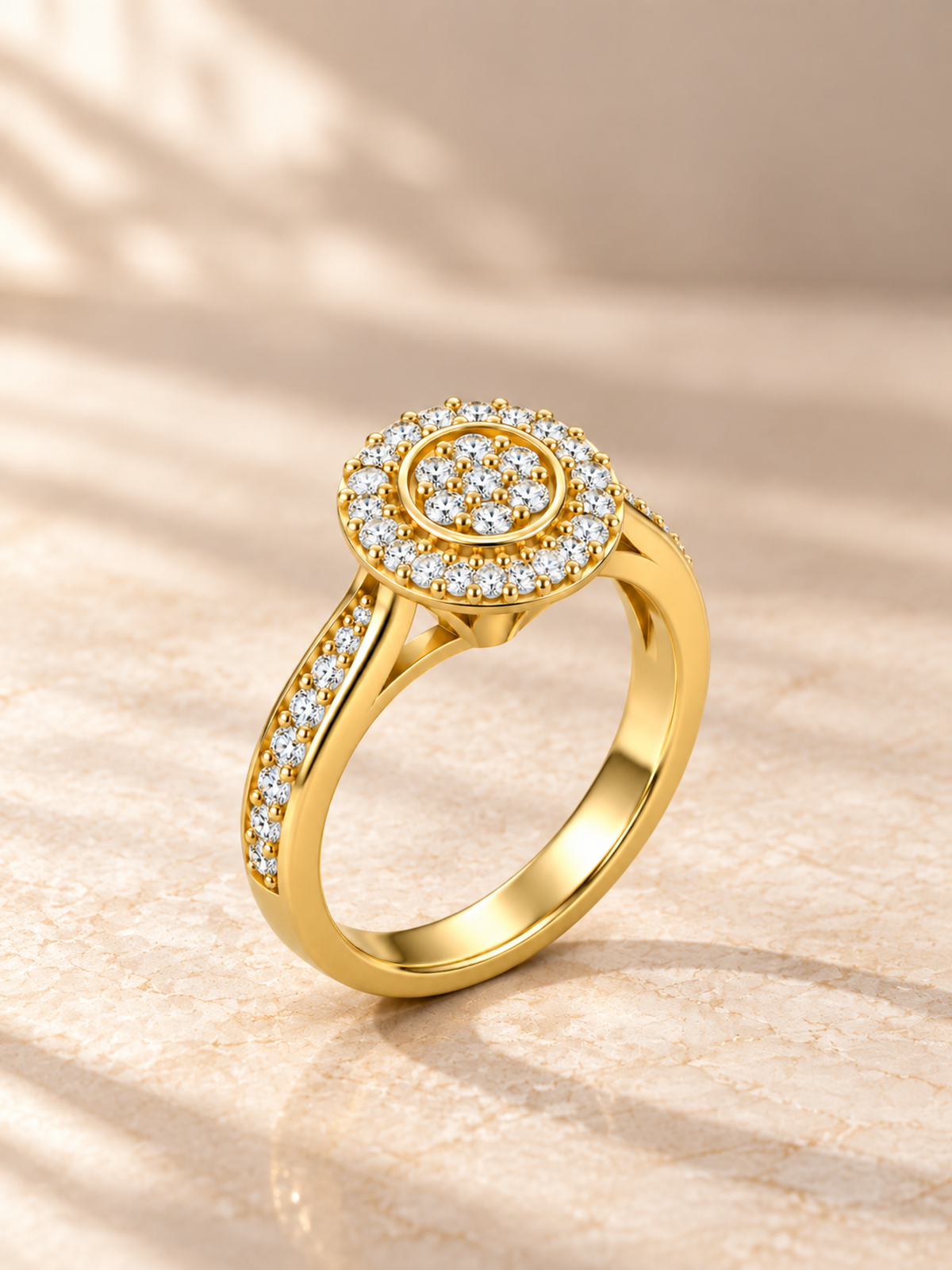 ROUND/14k YELLOWGOLD/PAVE BAND, lifestyle view