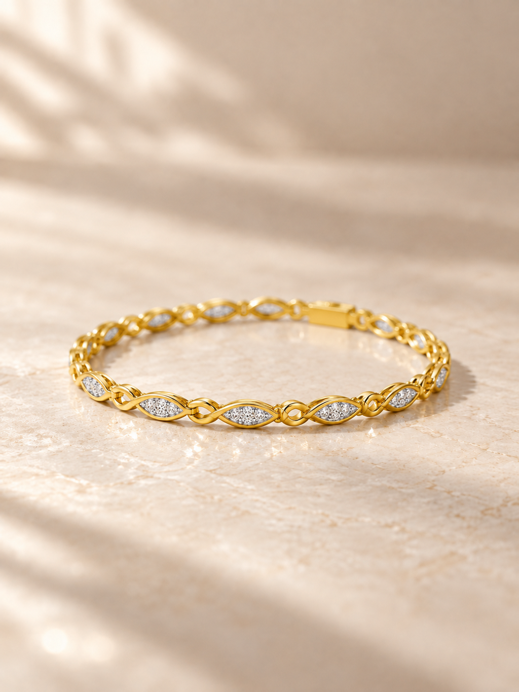 ROUND/14k YELLOWGOLD/INFINITY LINK BRACELET, lifestyle view